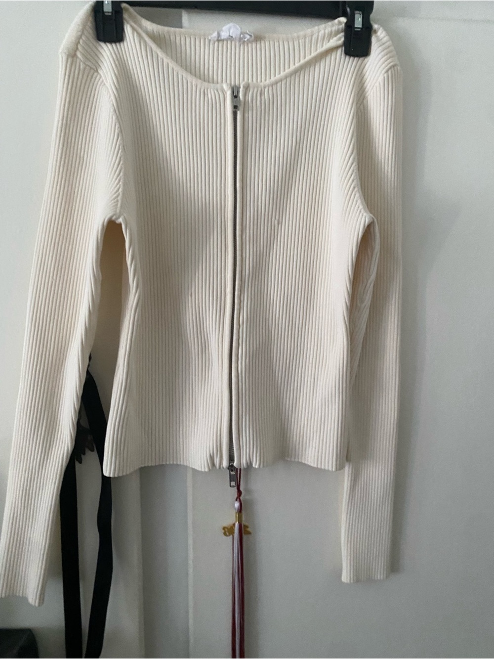 Good American Cream Ribbed Zip-Up Top